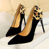 Escarpins Leopard Bicolore en Daim Noir | Leopard Plus