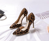 Escarpins Leopard en Daim & Asymétrique Chic | Leopard Plus