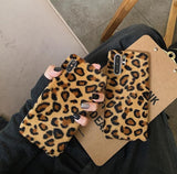Coque Léopard Iphone en Velours Marron | Leopard Plus
