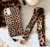 Coque Léopard Iphone Marron Noir Mat a Sangle | Leopard Plus