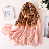 Foulard Leopard Soie Rose | Leopard Plus