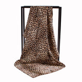 Foulard Leopard en Satin