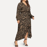 Robe Léopard Grande Taille de Profil | Leopard Plus