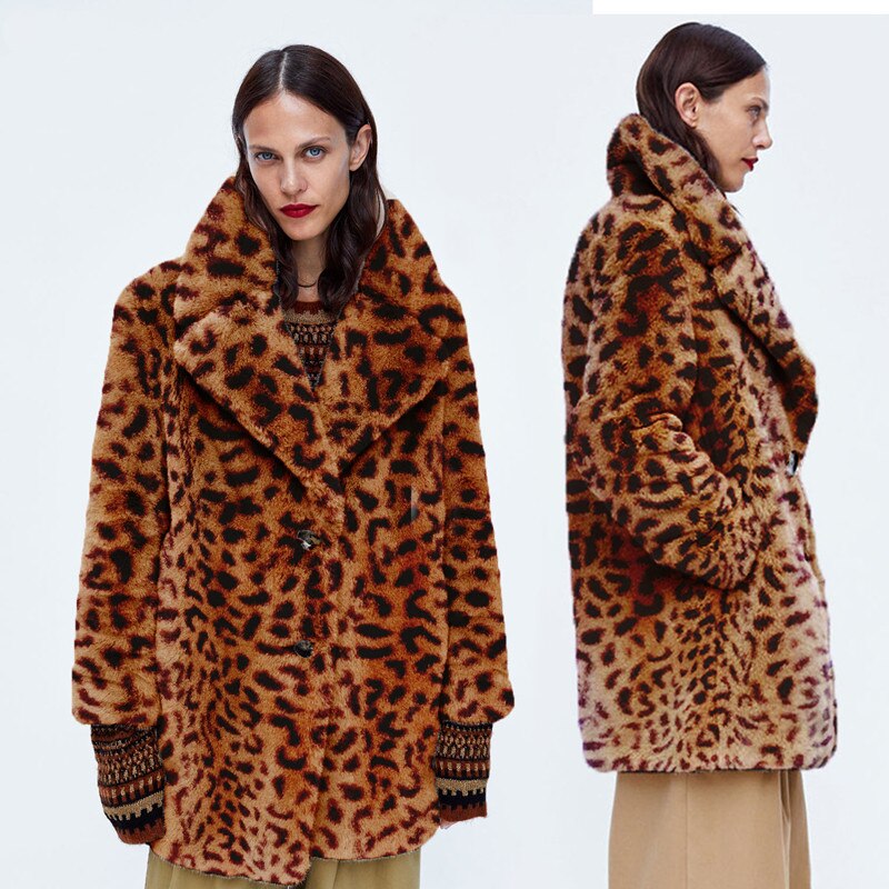 manteau léopard fourrure