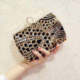 Pochette Leopard à Strass de Soirée porté à la main | Leopard Plus