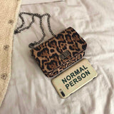 Pochette Leopard en Cuir Style Enveloppe Taille | Leopard Plus