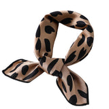 Foulard Leopard en Soie Carré | Leopard Plus