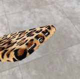Coque Léopard Iphone en Velours Marron embout de recharge | Leopard Pluq