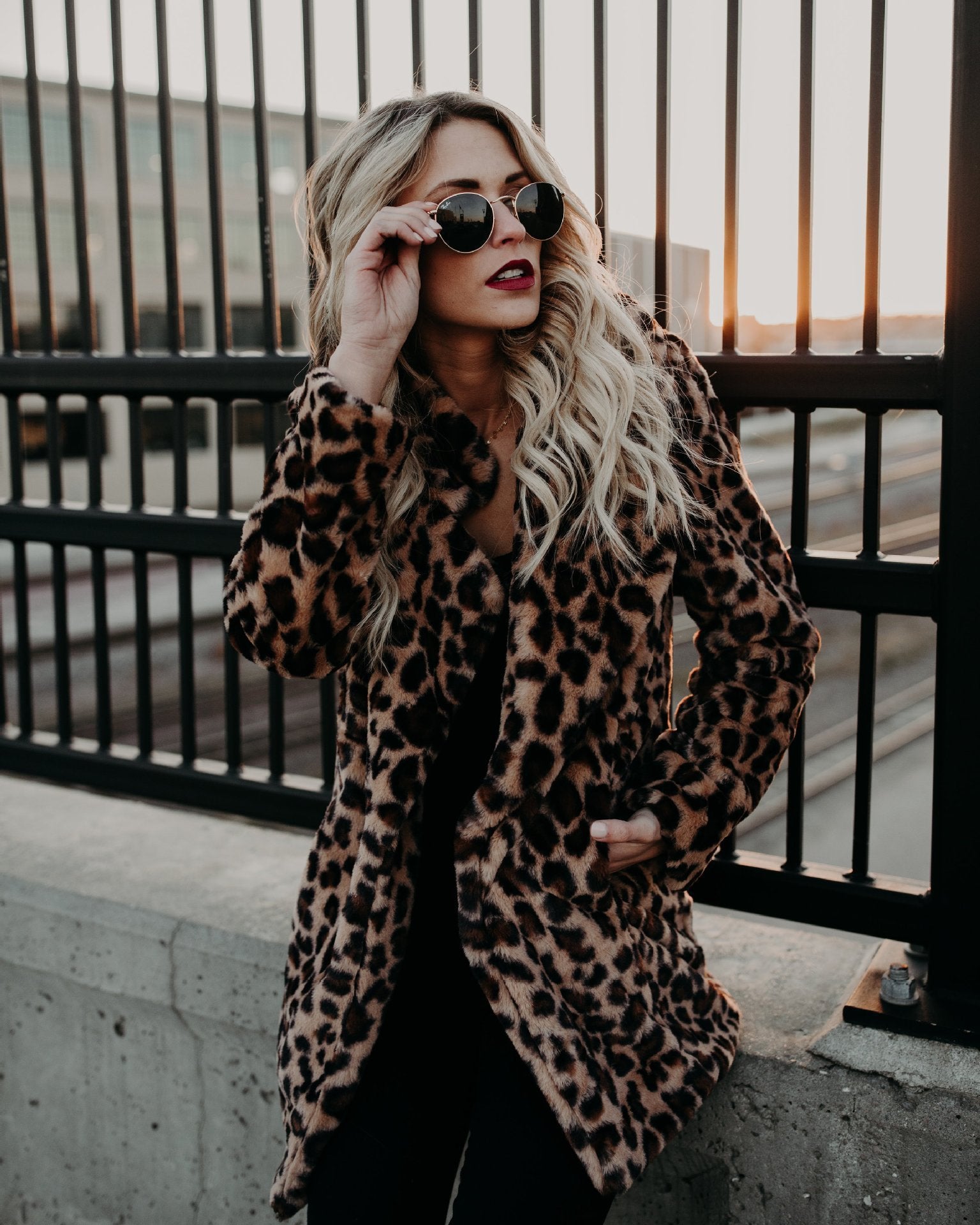 manteau leopard noir